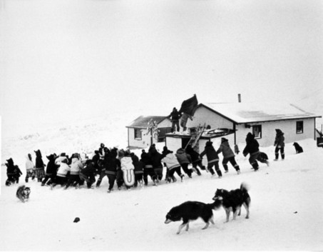  Christmas candy drop in Quaqtaq, 1963. (PHOTO. AVATAQ ARCHIVES, IND-DIO-930)