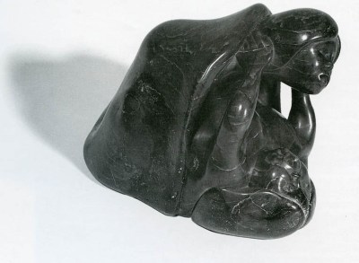An untitled carving by Jobie Ohaituk. (PHOTO/ AVATAQ)