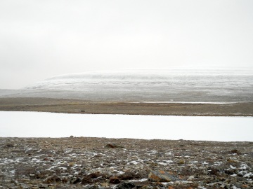 Mt. Pelly near Cambridge Bay, dusted with snow in September. (PHOTO BY JANE GEORGE)
